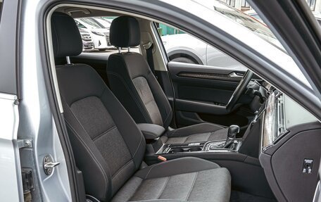 Volkswagen Passat B8 рестайлинг, 2015 год, 1 670 000 рублей, 8 фотография