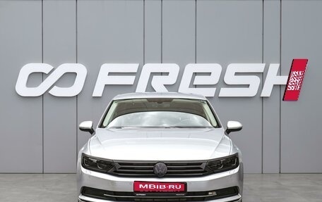 Volkswagen Passat B8 рестайлинг, 2015 год, 1 670 000 рублей, 3 фотография