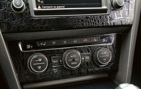 Volkswagen Passat B8 рестайлинг, 2015 год, 1 670 000 рублей, 14 фотография