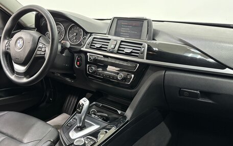 BMW 3 серия, 2018 год, 1 700 000 рублей, 12 фотография