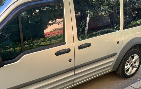 Ford Tourneo Connect I, 2010 год, 900 000 рублей, 4 фотография