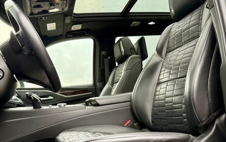 Cadillac Escalade V, 2021 год, 13 200 000 рублей, 12 фотография