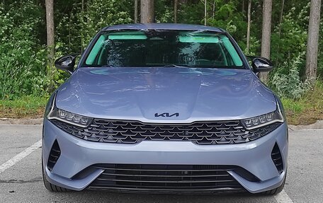 KIA K5, 2022 год, 2 300 000 рублей, 3 фотография