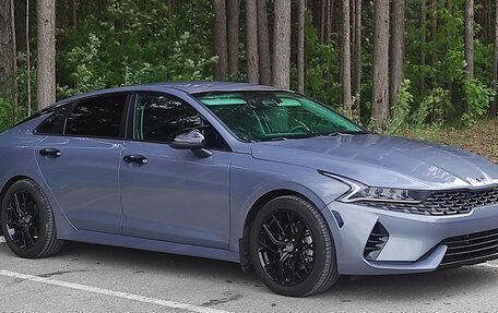 KIA K5, 2022 год, 2 300 000 рублей, 2 фотография