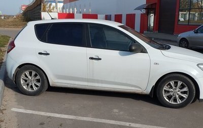 KIA cee'd I рестайлинг, 2010 год, 670 000 рублей, 1 фотография