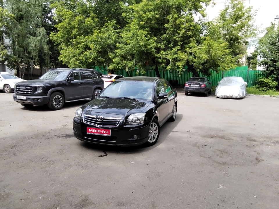 Toyota Avensis II рестайлинг, 2008 год, 1 390 000 рублей, 3 фотография