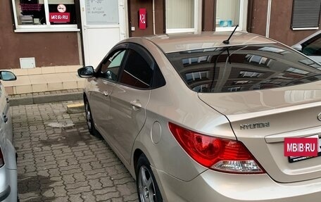 Hyundai Solaris II рестайлинг, 2011 год, 850 000 рублей, 2 фотография