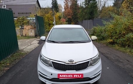 KIA Rio III рестайлинг, 2016 год, 750 000 рублей, 2 фотография