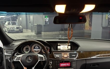 Mercedes-Benz E-Класс, 2012 год, 1 550 000 рублей, 9 фотография