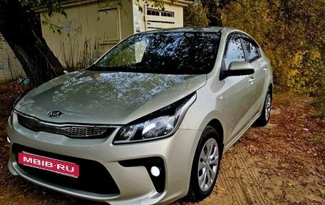 KIA Rio IV, 2018 год, 1 380 000 рублей, 3 фотография
