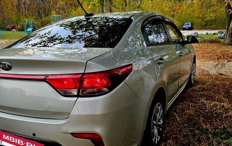 KIA Rio IV, 2018 год, 1 380 000 рублей, 6 фотография