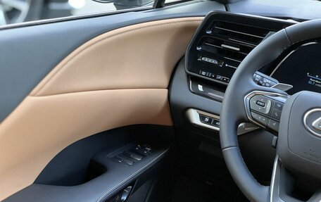 Lexus RX IV рестайлинг, 2025 год, 7 690 000 рублей, 21 фотография