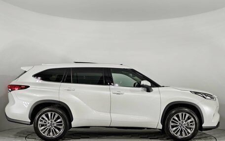 Toyota Highlander, 2023 год, 6 690 000 рублей, 4 фотография