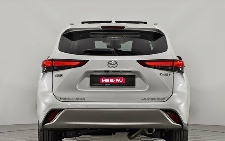 Toyota Highlander, 2023 год, 6 690 000 рублей, 6 фотография