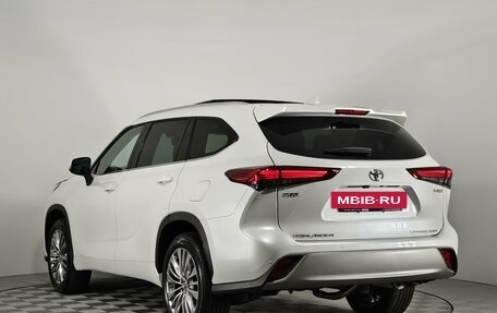 Toyota Highlander, 2023 год, 6 690 000 рублей, 7 фотография