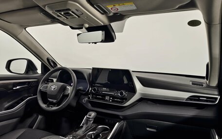 Toyota Highlander, 2023 год, 6 690 000 рублей, 11 фотография