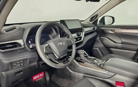 Toyota Highlander, 2023 год, 6 690 000 рублей, 22 фотография
