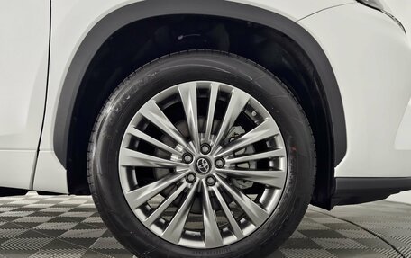 Toyota Highlander, 2023 год, 6 690 000 рублей, 31 фотография