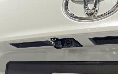 Toyota Highlander, 2023 год, 6 690 000 рублей, 29 фотография