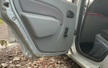 Renault Logan I, 2007 год, 310 000 рублей, 12 фотография