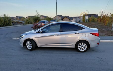 Hyundai Solaris II рестайлинг, 2014 год, 950 000 рублей, 4 фотография