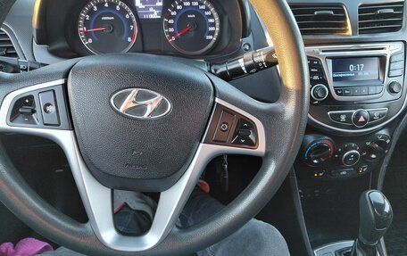 Hyundai Solaris II рестайлинг, 2014 год, 950 000 рублей, 21 фотография