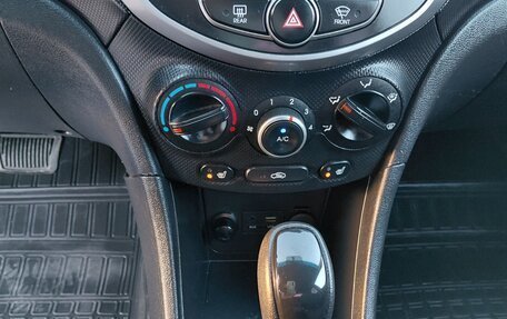 Hyundai Solaris II рестайлинг, 2014 год, 950 000 рублей, 12 фотография