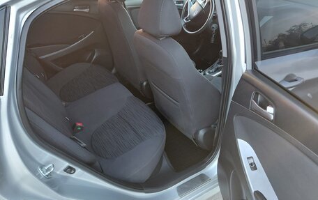 Hyundai Solaris II рестайлинг, 2014 год, 950 000 рублей, 11 фотография