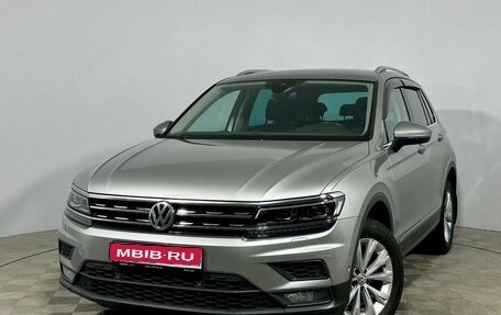 Volkswagen Tiguan II, 2019 год, 2 449 000 рублей, 1 фотография
