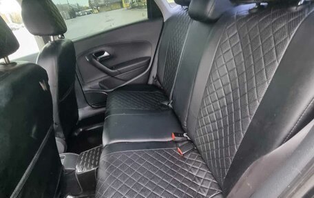 Volkswagen Polo VI (EU Market), 2011 год, 450 000 рублей, 21 фотография