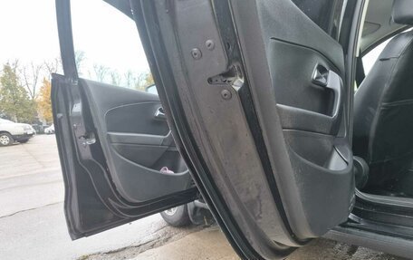 Volkswagen Polo VI (EU Market), 2011 год, 450 000 рублей, 22 фотография