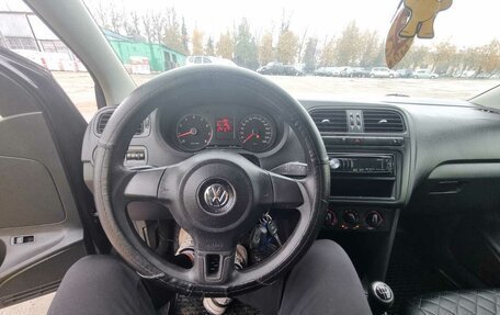 Volkswagen Polo VI (EU Market), 2011 год, 450 000 рублей, 19 фотография