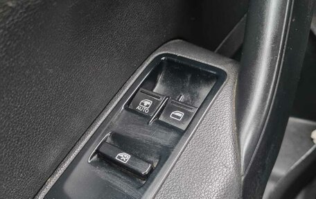 Volkswagen Polo VI (EU Market), 2011 год, 450 000 рублей, 15 фотография