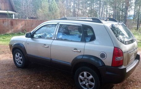 Hyundai Tucson III, 2006 год, 850 000 рублей, 5 фотография