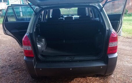 Hyundai Tucson III, 2006 год, 850 000 рублей, 4 фотография