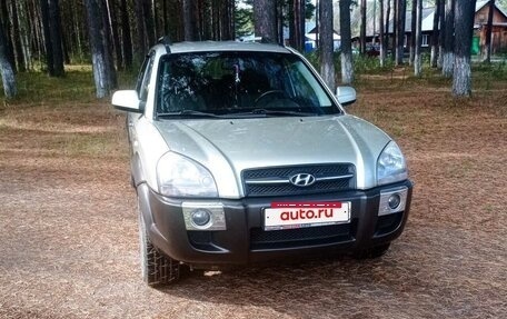 Hyundai Tucson III, 2006 год, 850 000 рублей, 2 фотография
