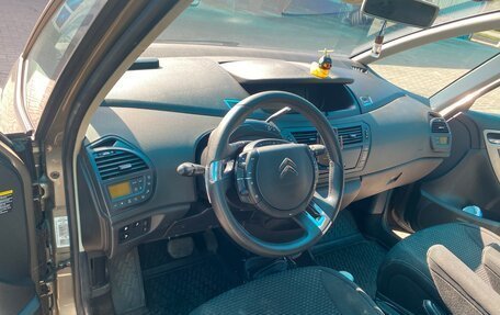 Citroen C4 Picasso II рестайлинг, 2010 год, 730 000 рублей, 7 фотография