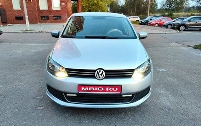 Volkswagen Polo VI (EU Market), 2013 год, 730 000 рублей, 1 фотография