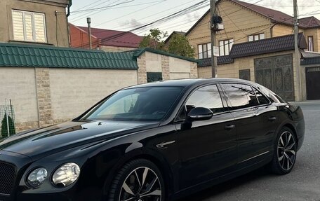 Bentley Flying Spur II, 2017 год, 9 500 000 рублей, 8 фотография