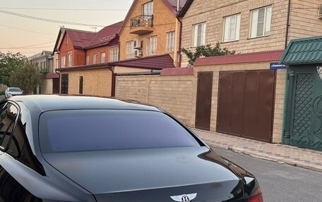 Bentley Flying Spur II, 2017 год, 9 500 000 рублей, 4 фотография