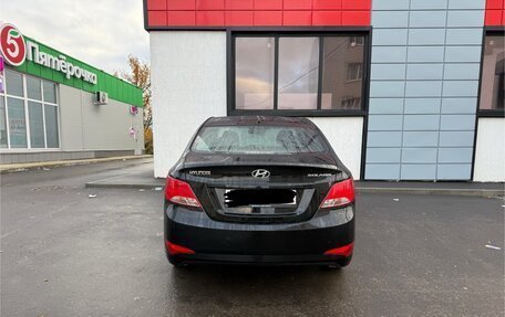 Hyundai Solaris II рестайлинг, 2015 год, 1 600 000 рублей, 4 фотография
