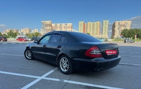 Mercedes-Benz E-Класс, 2003 год, 420 000 рублей, 4 фотография