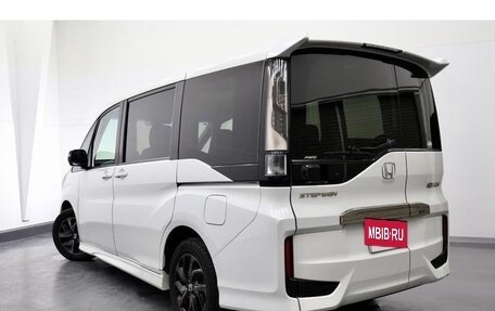 Honda Stepwgn IV, 2021 год, 2 411 000 рублей, 7 фотография