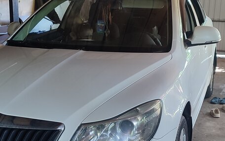 Skoda Octavia, 2011 год, 700 000 рублей, 2 фотография