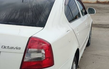Skoda Octavia, 2011 год, 700 000 рублей, 9 фотография