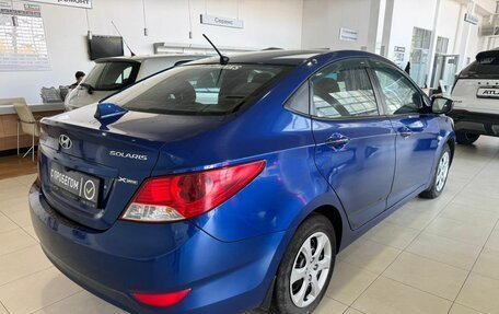 Hyundai Solaris II рестайлинг, 2011 год, 850 000 рублей, 4 фотография