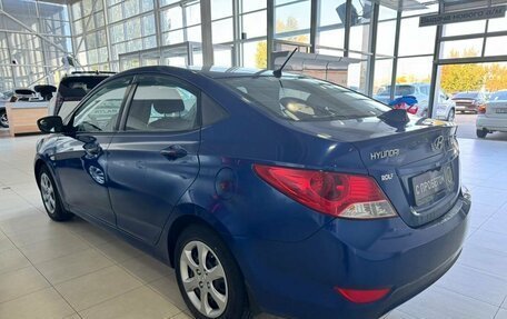 Hyundai Solaris II рестайлинг, 2011 год, 850 000 рублей, 3 фотография