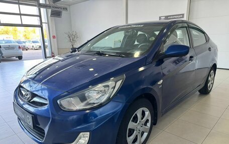 Hyundai Solaris II рестайлинг, 2011 год, 850 000 рублей, 2 фотография