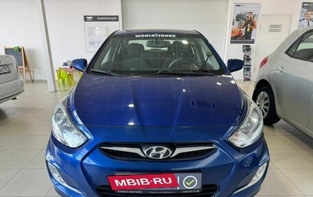 Hyundai Solaris II рестайлинг, 2011 год, 850 000 рублей, 5 фотография