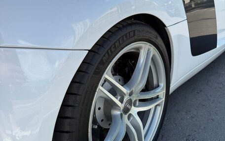 Audi R8, 2008 год, 6 000 000 рублей, 3 фотография